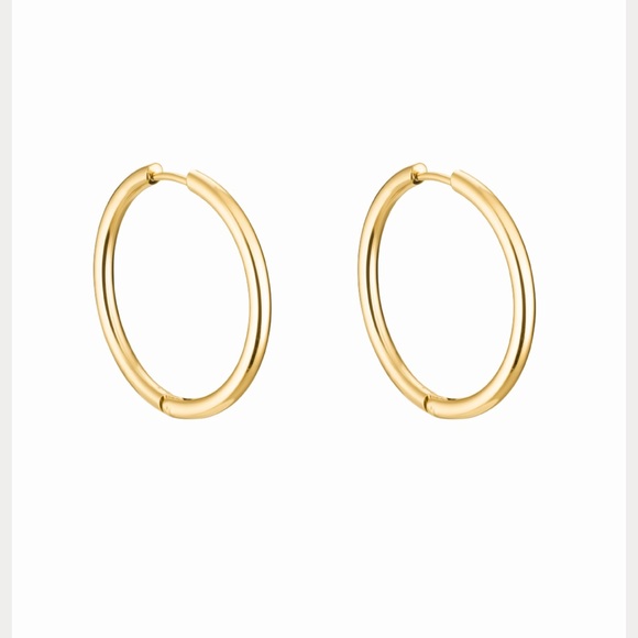 Jewelry - Gold Hoop Earrings NWT